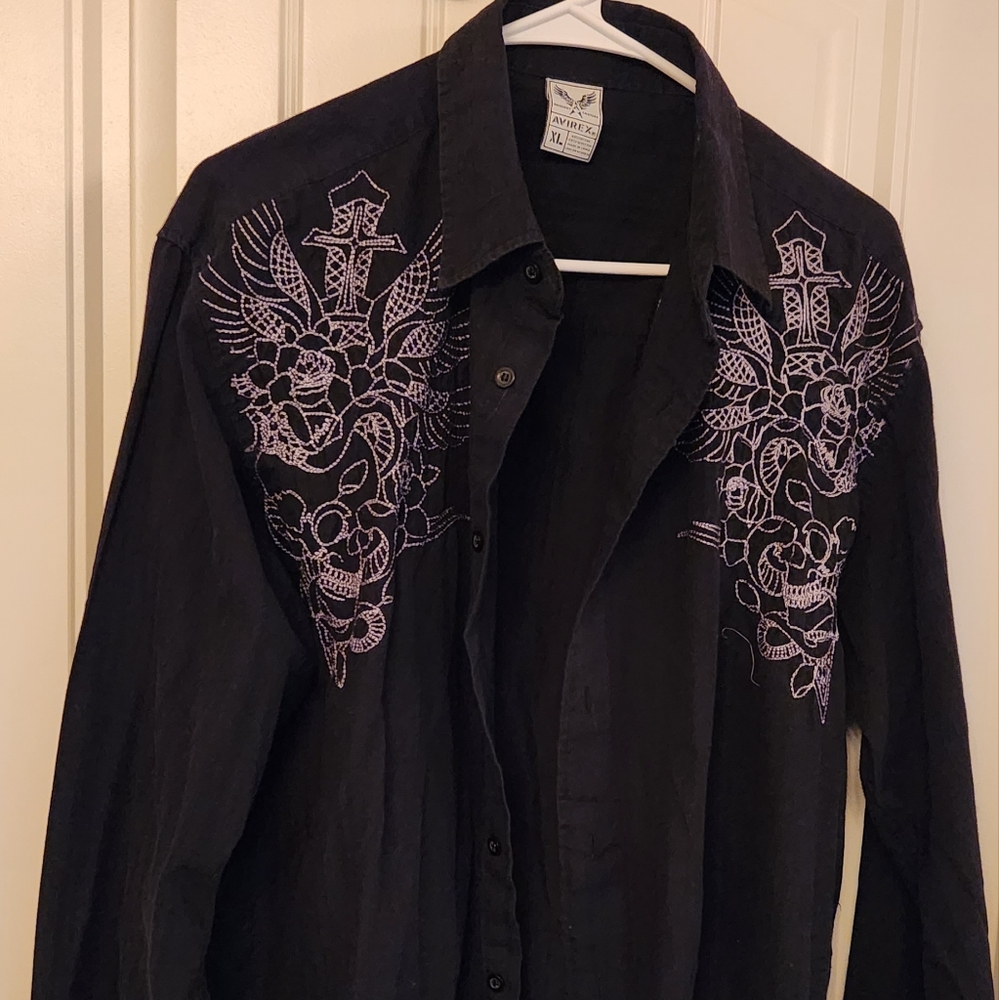 Men's XL Dress Shirt with Embroidery